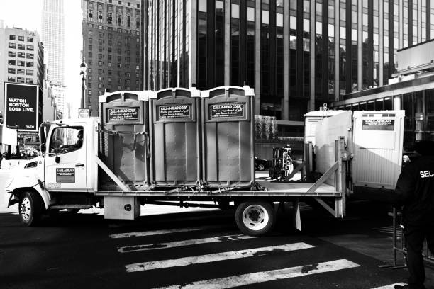 Porta potty rental for outdoor events in De Soto, IA